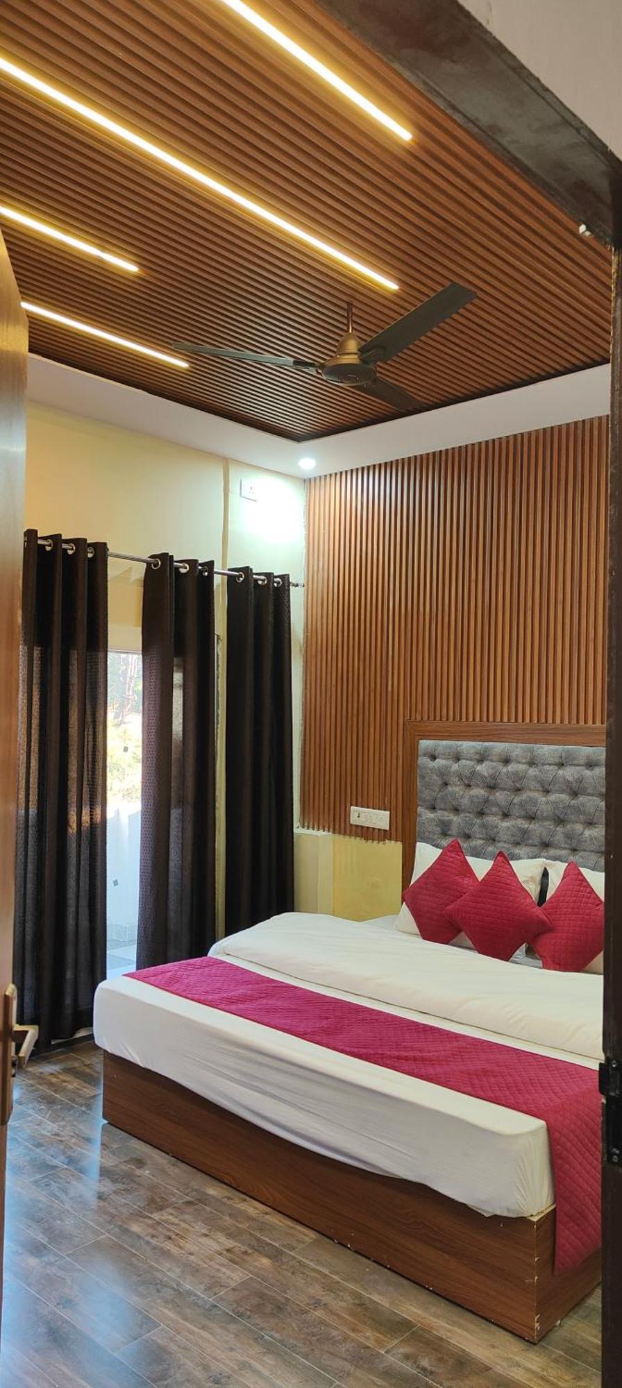 Sunny Pines Resort Lansdowne Luaran gambar